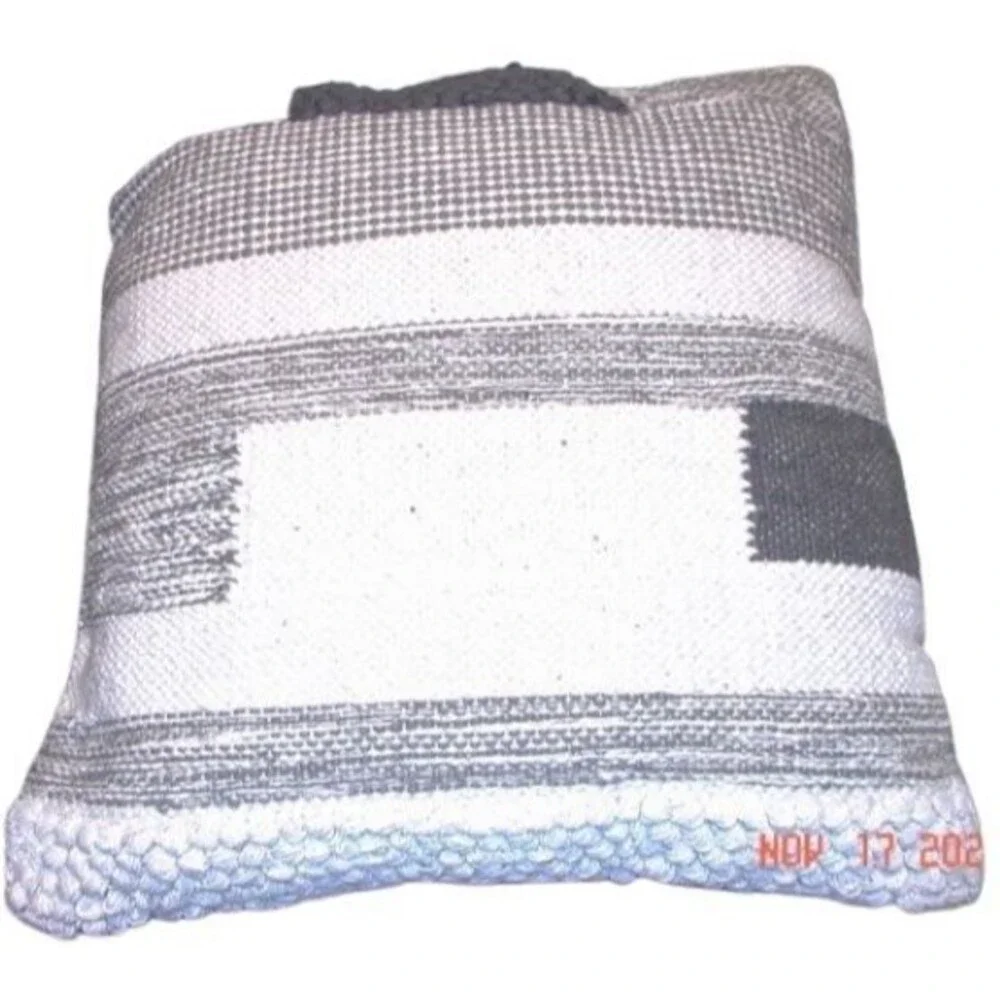 Lush Decor Decorative Accent Throw Pillows Textured Tufted  New Without Tags